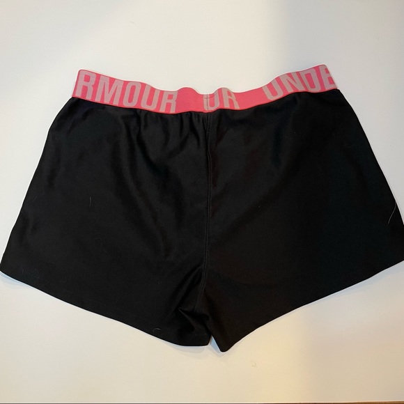 Black Under Armor Athletic Shorts - Picture 4 of 5